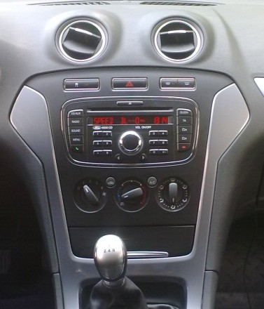 Магнитола для Ford Mondeo 4 2010-2014 Compas S100 (Базовая версия)