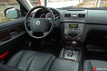 Рамка переходная SSANG YONG Rexton (13-17) для дисплея 9 дюймов