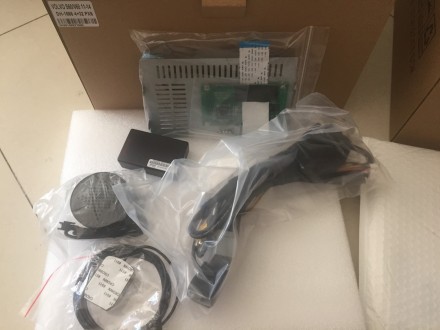 Штатная магнитола для Volvo S60/V60 (2011-2017) c поддержкой БК и настроек авто на Android 10