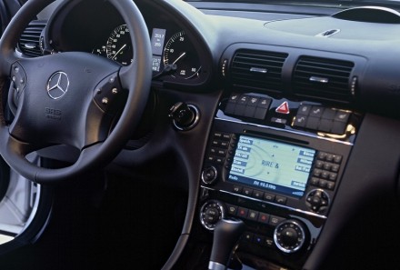 Штатная магнитола Mercedes-Benz G-класс (W463) 2007-2012, C-класс (W203) 2004-2007, CLK, CLC, SLK c поддержкой БК и настроек авто  COMPASS XN на Android 10