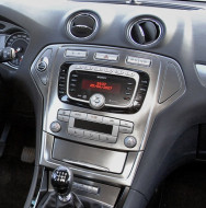 Автомагнитола для Ford Mondeo с климат-контролем (2007-2010) Compass L