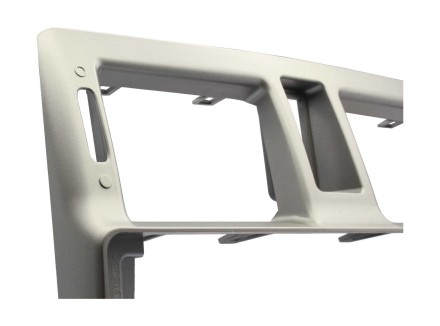 Рамка переходная 2din LADA Priora (08-13) (часы снизу/серебристая) для дисплея 9 дюймов