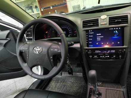 Рамка переходная TOYOTA Camry, Aurion (06-11), DAIHATSU Altis (06-11) для дисплея 9 дюймов Черная