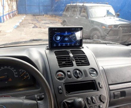 Рамка для установки головных устройств, 9 дюймового дисплея (универсальная) тип5 (на кронштейне)