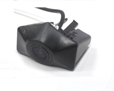 camera audi front logo (1).JPG