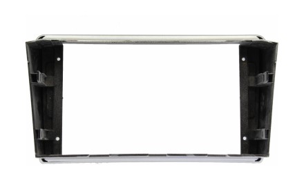 Рамка переходная в Toyota Avensis 2002-2008 для дисплея 9 дюймов, серебро