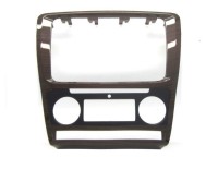 Рамка переходная 2din Skoda Octavia 10+ Климат Дерево