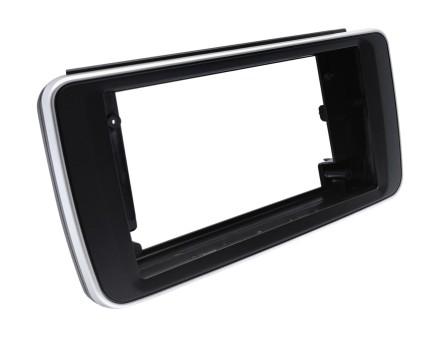 Рамка переходная в NISSAN Leaf 2018+ для дисплея 9 дюймов 