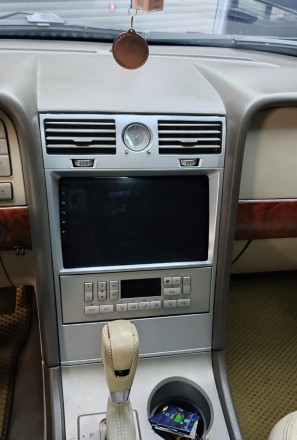 Рамка переходная Lincoln Navigator 2002 - 2006 для дисплея 10 дюймов