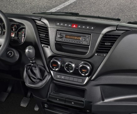 Рамка переходная 2din Iveco Daily 2014+