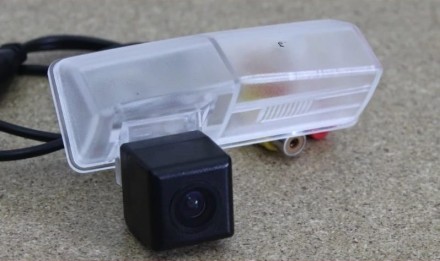 Видеокамера SPD-169 Toyota RAV4 (13+), Lexus CT, RX, Prius (ZVW30),Venza (13+)