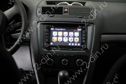 Рамка переходная 2din Skoda Octavia 10+ Климат Графит