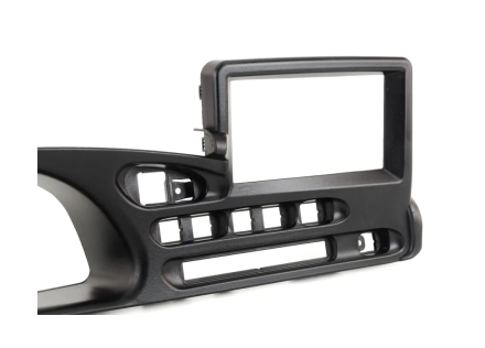 Рамка переходная в Шевроле Нива (Chevrolet NIVA) для дисплея 7 дюймов