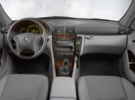 Магнитола на Андроид для Mercedes Benz C-class W203 (00-04) Winca S400 с 2K экраном SIM 4G